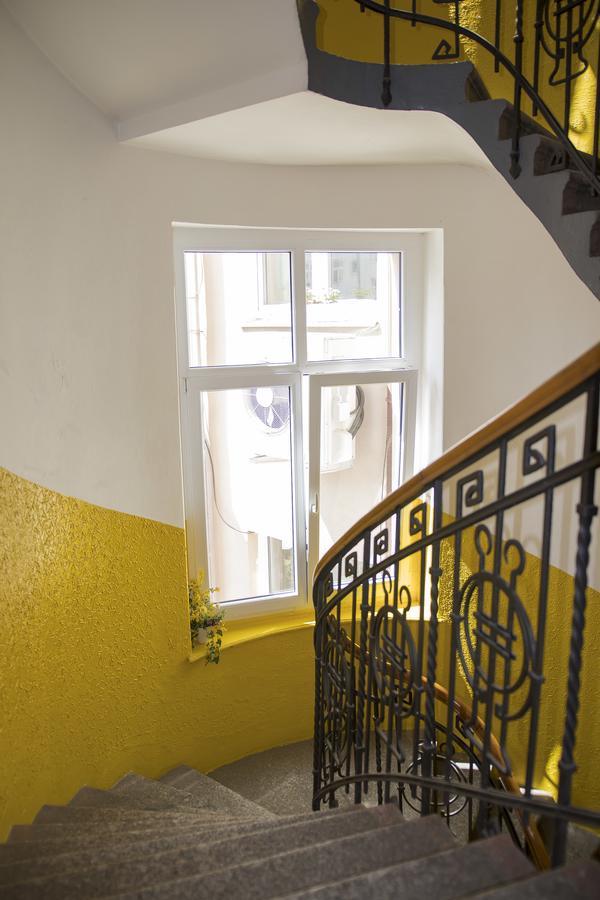 Apartman Nostalgia カルロヴィ・ヴァリ エクステリア 写真